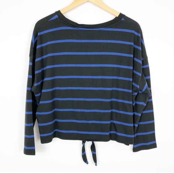 Levi’s Black & Blue Striped Tie Front Top Size M - Picture 4 of 8